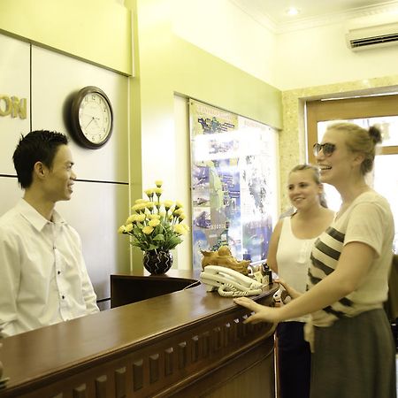 Hanoi Blue Moon Hotel Eksteriør bilde